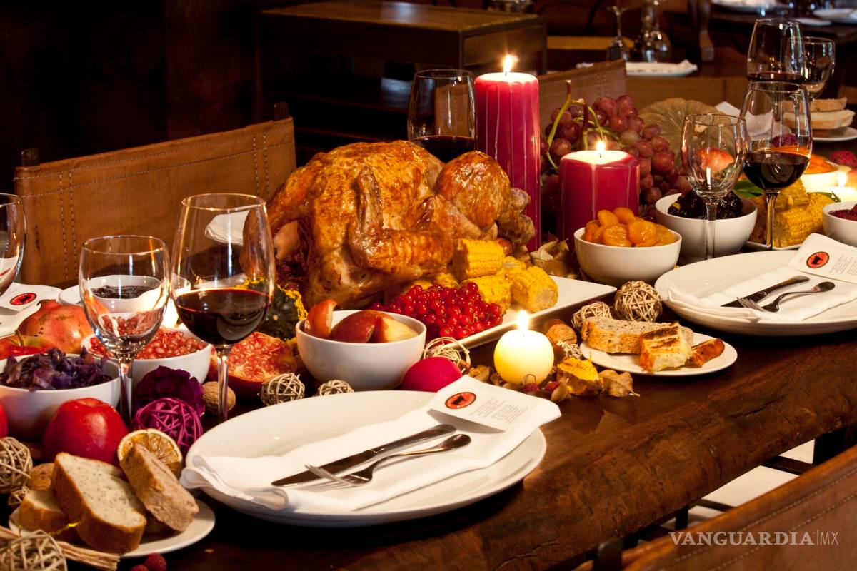 Tu cena de Año Nuevo no debe exceder las 600 calorías: Médicos