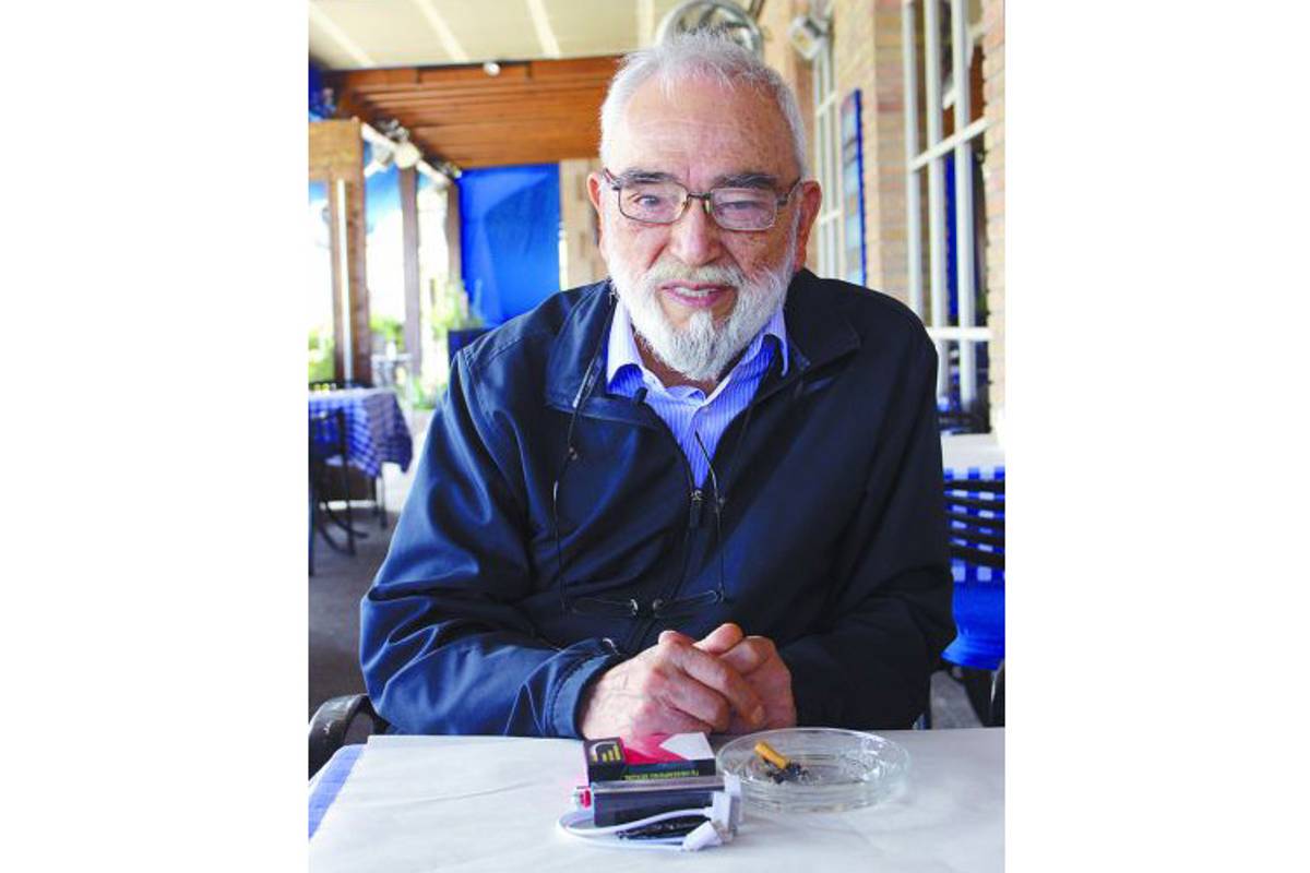 El escenógrafo Alejandro Luna comparte con saltillenses conocimientos y experiencias