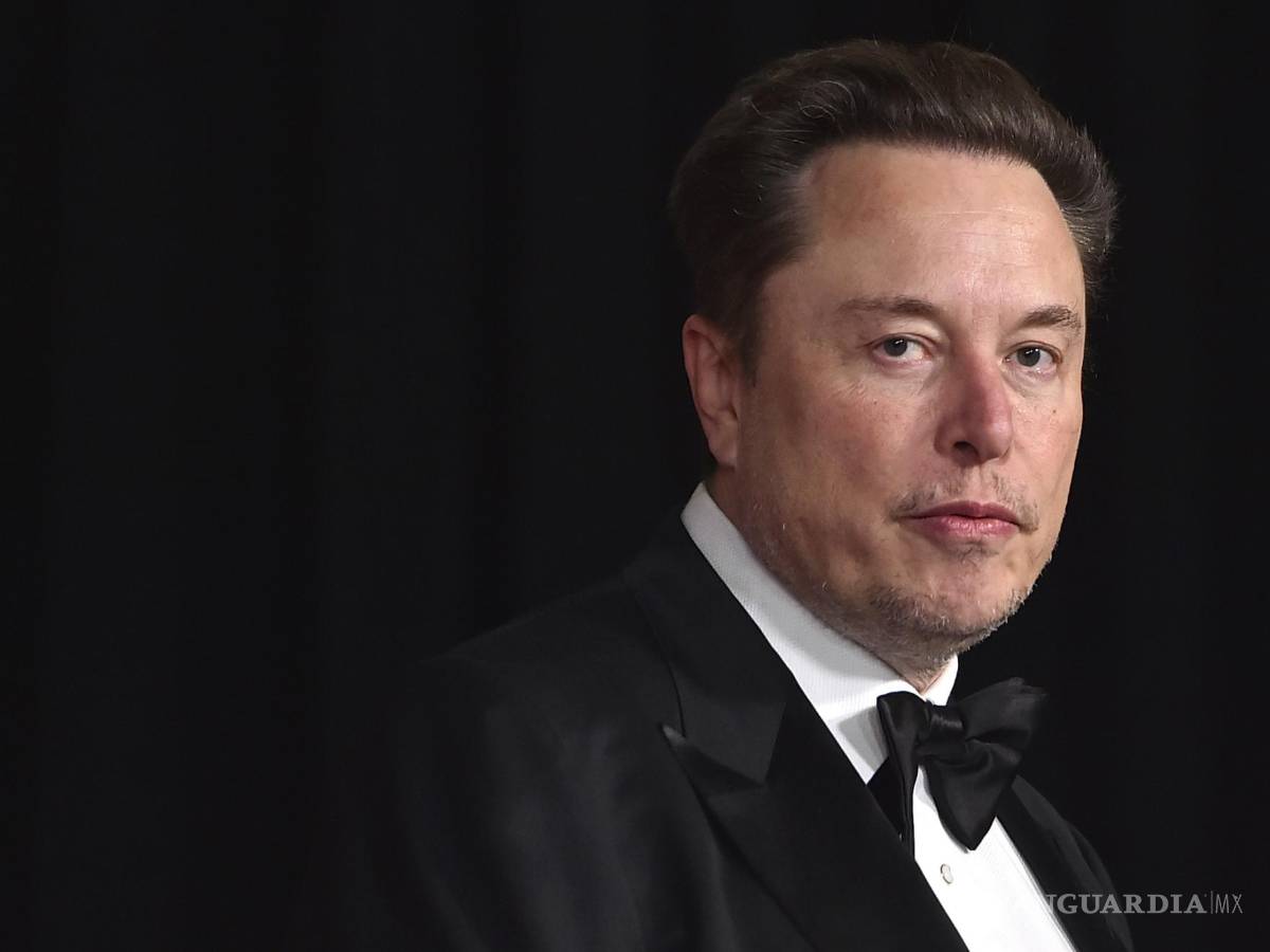 $!Elon Musk llega a la ceremonia del décimo premio Breakthrough el 13 de abril de 2024, en el Museo de la Academia de Cine de Los Ángeles.