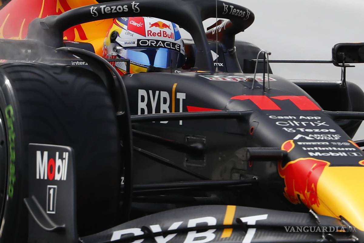 ‘Checo’ Pérez cerró en el tercer puesto; últimas pruebas rumbo a la temporada