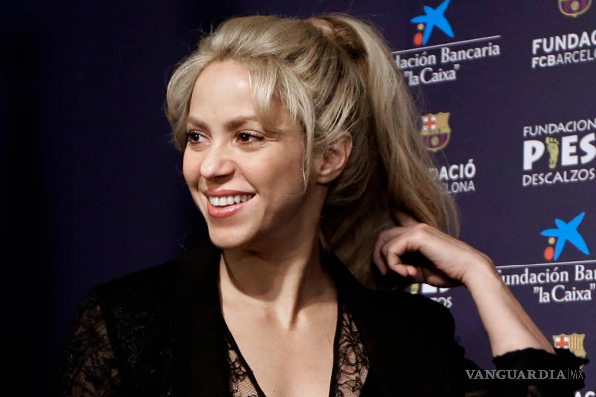Shakira canta su amor a Piqué en "Me enamoré”
