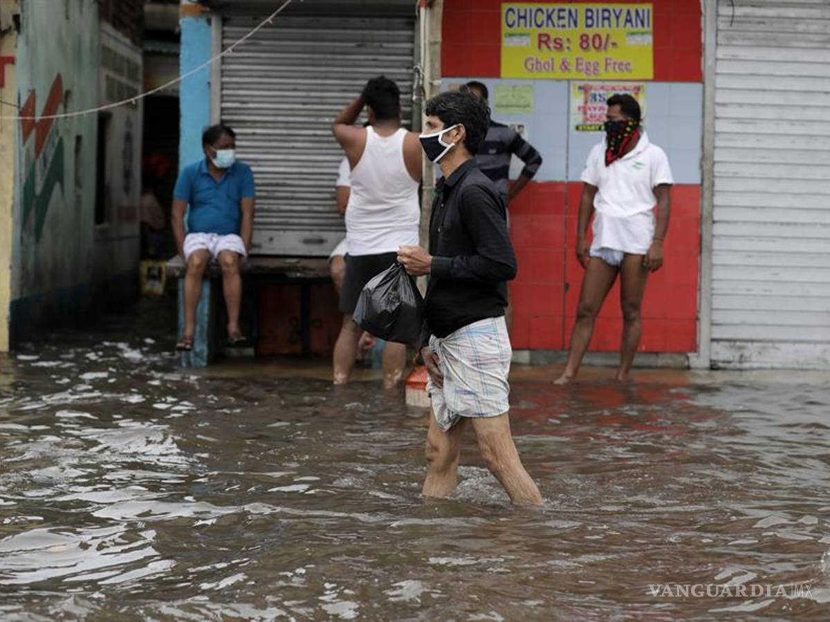 $!Super ciclón Amphan arrasa y destroza todo lo que se interpone en su paso por la India y Bangladesh (fotos)