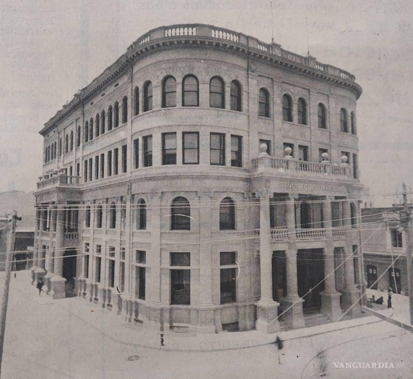 $!Antiguo edificio del Hotel y Banco Coahuila.