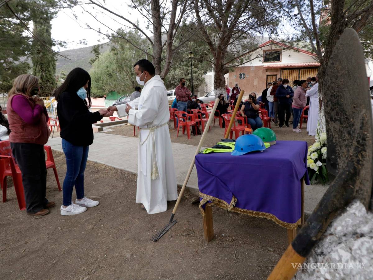 $!'Pedimos al Señor vencer el fuego que destruye con el fuego de la caridad’: Obispo de Saltillo