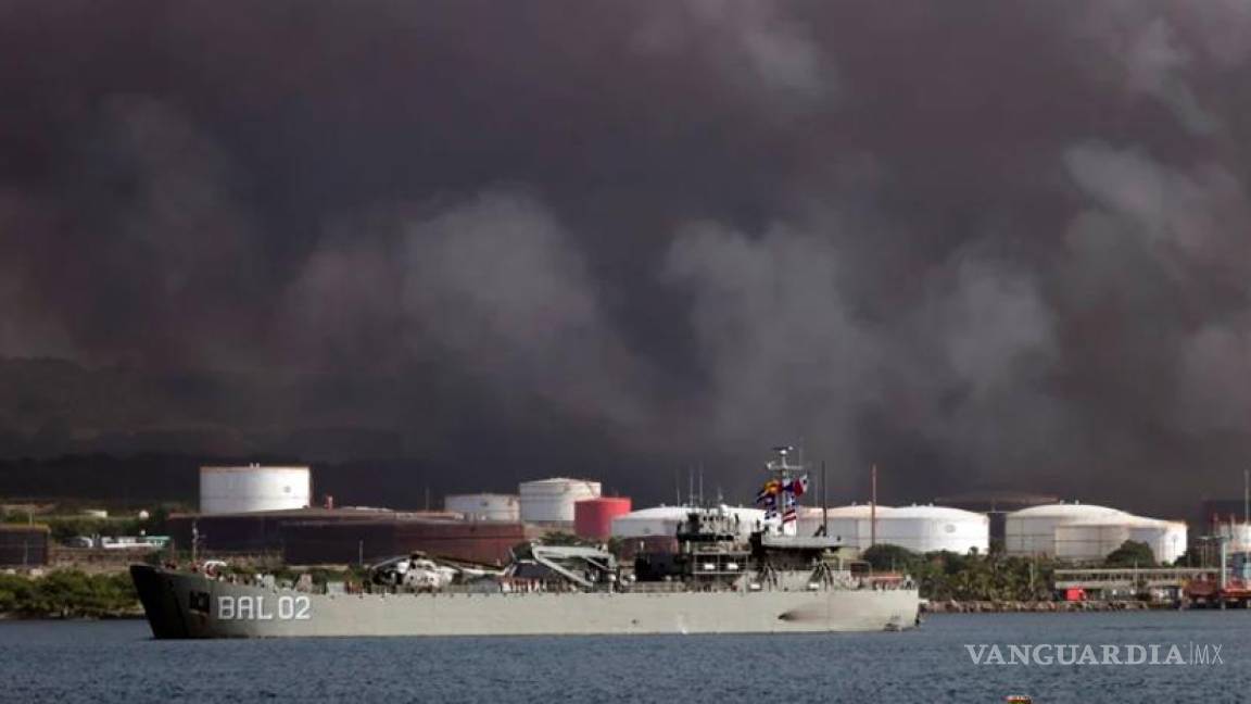 Arde cuarto tanque de combustible en planta de Matanzas, Cuba; arriban buques mexicanos de apoyo