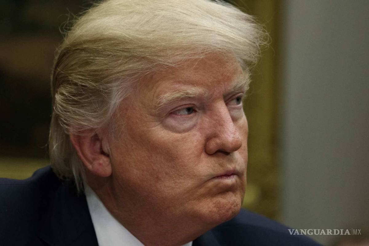 Trump asigna 2,600 mdd para iniciar el muro fronterizo con México