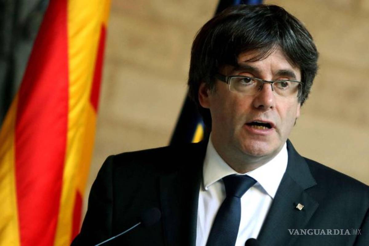 Puigdemont no se da por destituido y mantiene el pulso contra el Gobierno