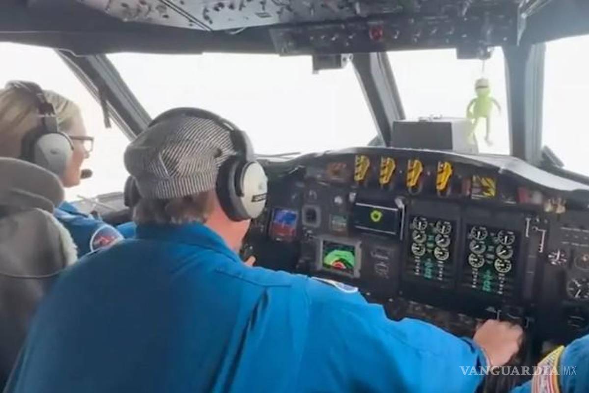 Cazadores de tormentas sufren fuertes turbulencias mientras volaban directamente al ojo del huracán Melissa