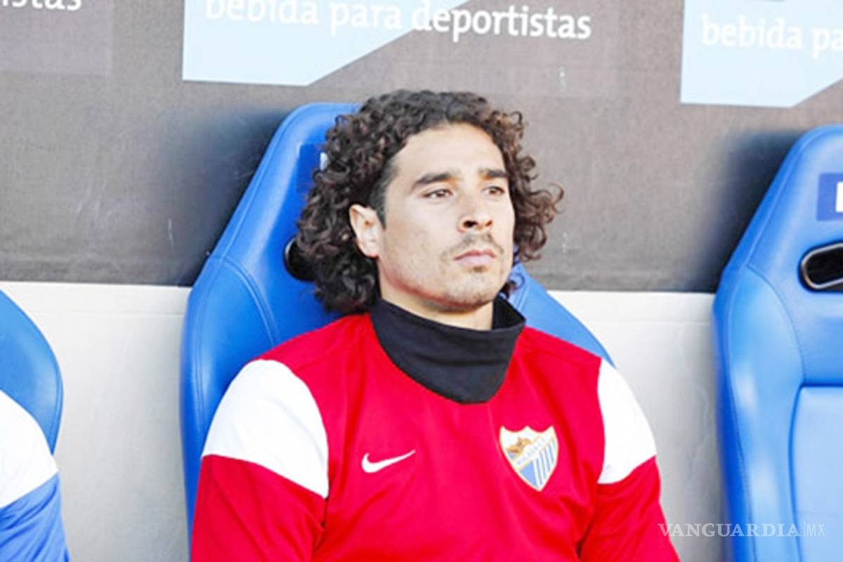 Ya no calentará banca; Guillermo Ochoa está a un paso de firmar con el Granada