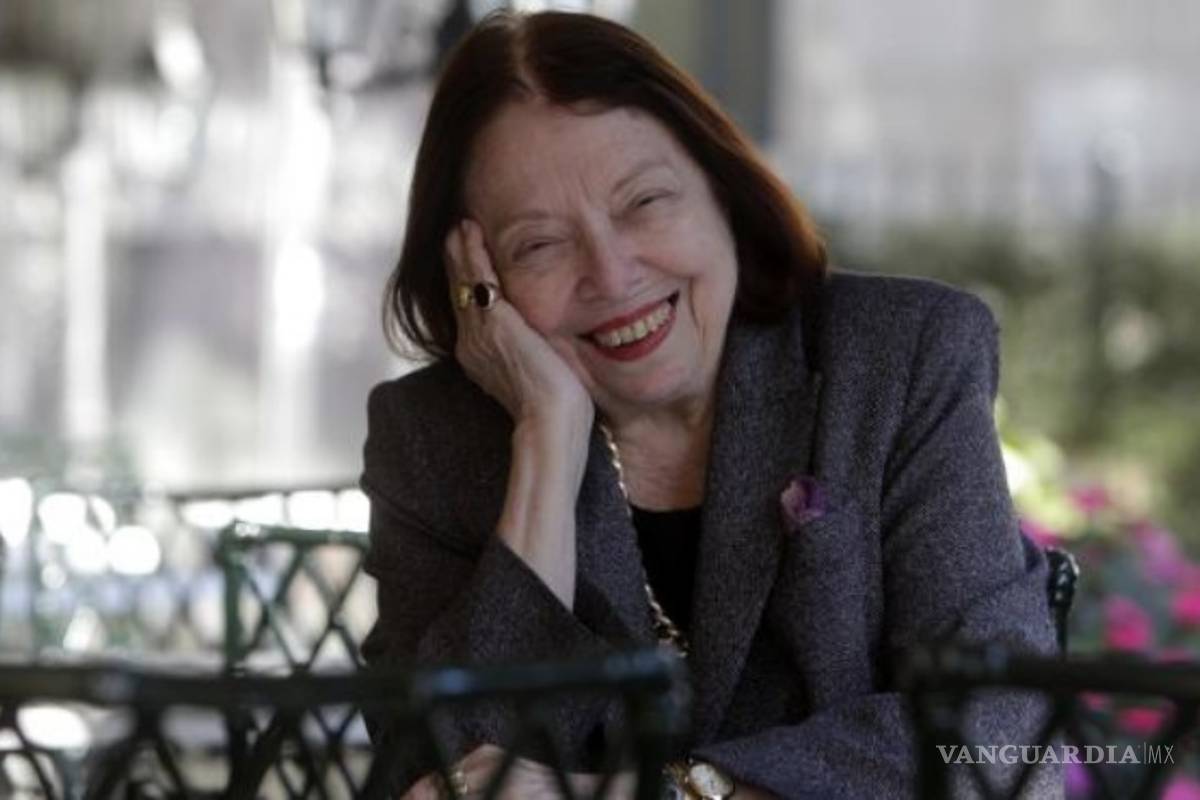 Considera Nélida Piñón que “cuanto más se lee más difícil es que te manipulen”