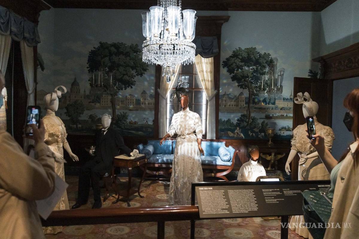 El Met hace una viaje por la historia de la moda en EU con la ayuda de directores de cine