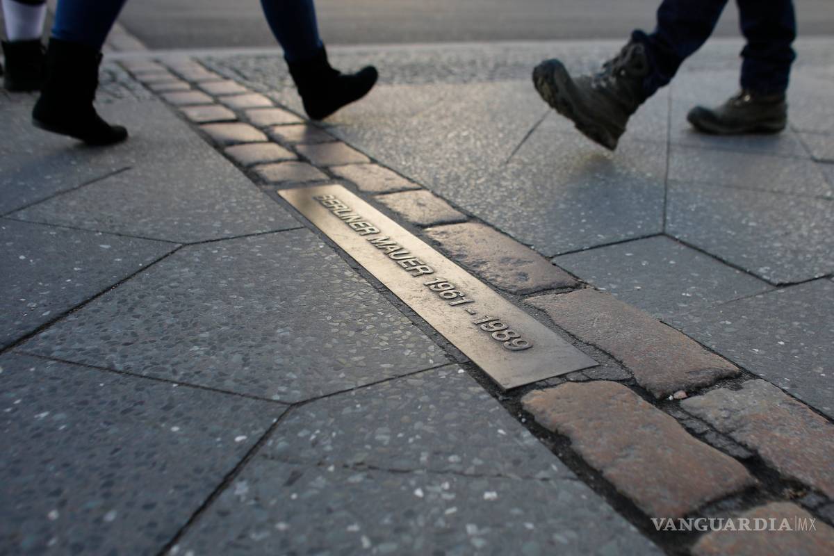 Muro de Berlín cumple los mismos días en pie como derribado