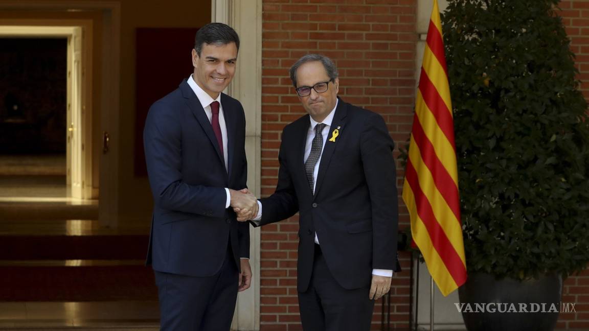 Buscan Pedro Sánchez y Quim Torra una salida a la crisis en Cataluña