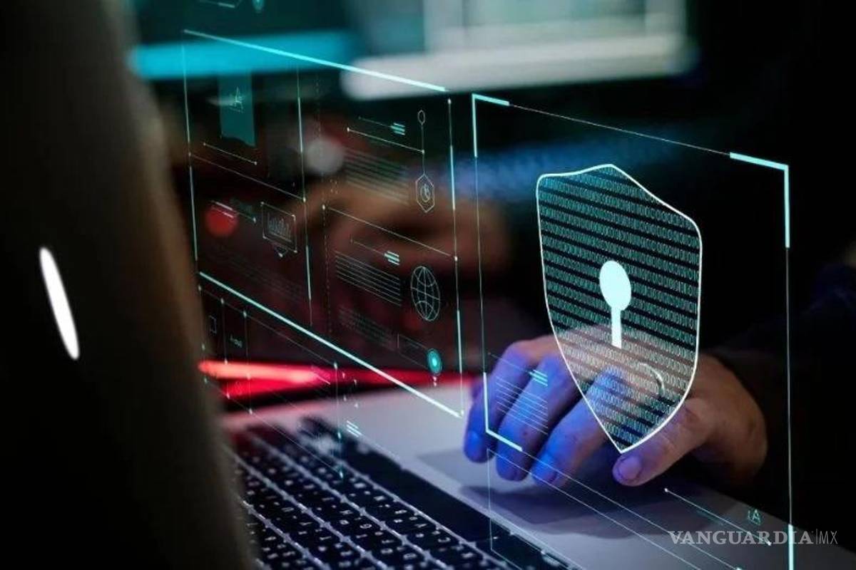 Reforma fiscal del SAT desata debate por posible intrusión a la privacidad de usuarios digitales