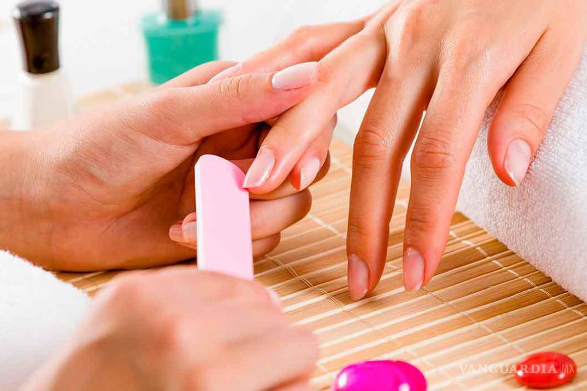 Convocan a manicuristas para jornada a beneficio de Álex, paciente del CRIT Coahuila