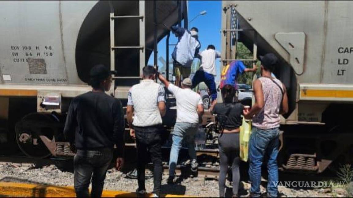 Migrante hondureño cae de tren y muere en Viesca, Coahuila