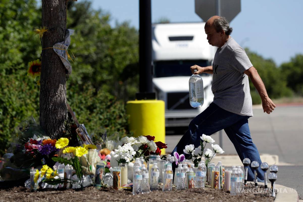 Llegan a EU familiares por los cuerpos de migrantes