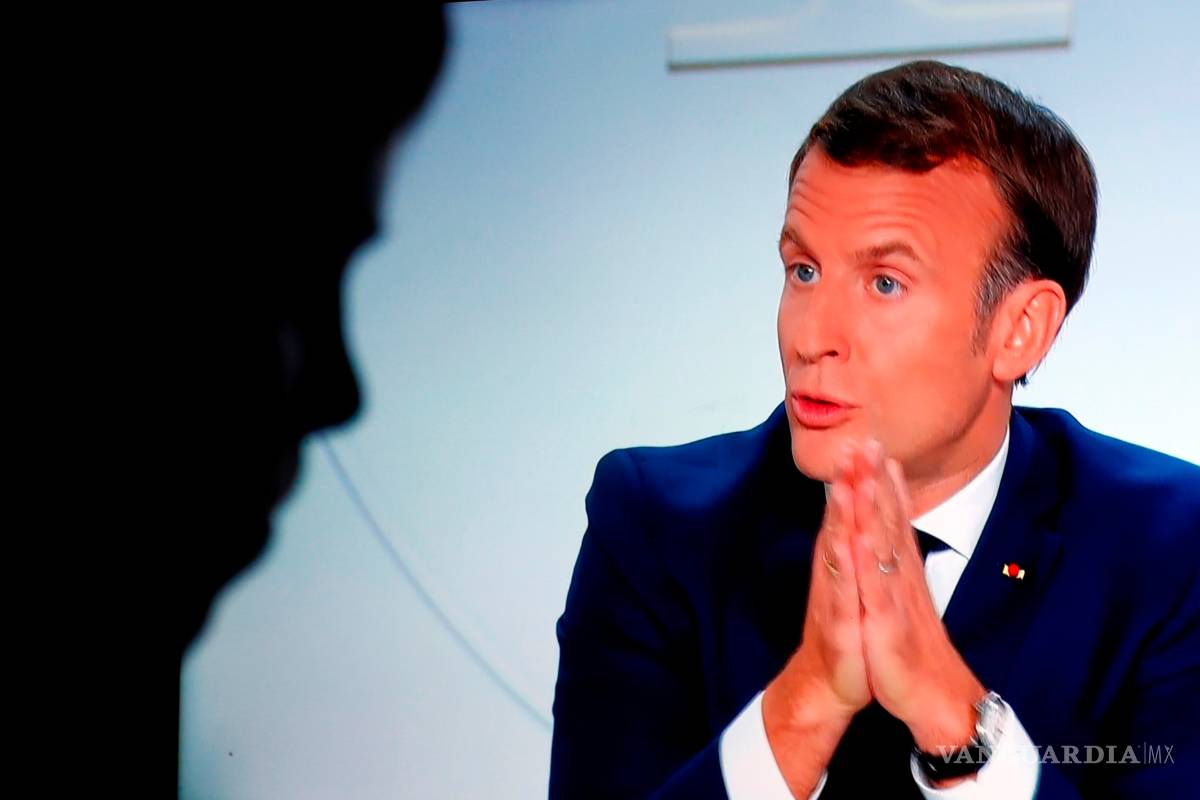 Macron decreta toque de queda en París y otras ocho ciudades de Francia por rebrote de COVID-19