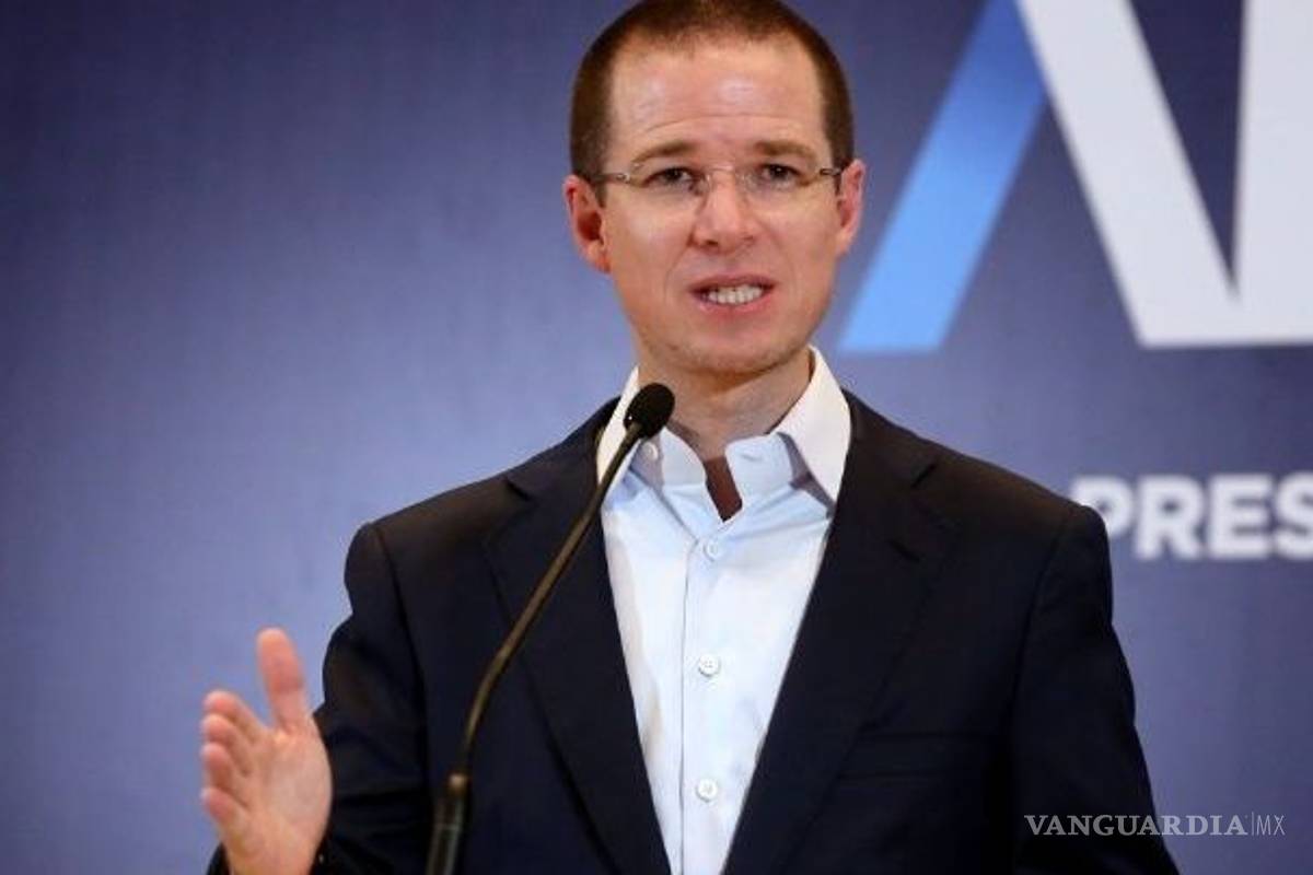 Ricardo Anaya llama a impulsar eliminación del fuero