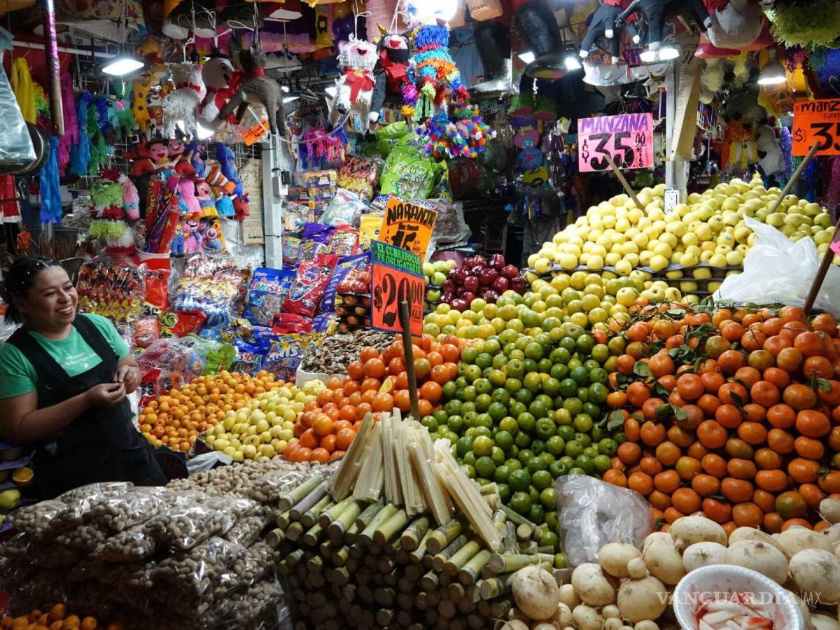 $!Con una inflación estimada por el consenso de especialistas de 4.33% para el cierre del presente año, el costo de la cena navideña habrá superado por 3.4%.