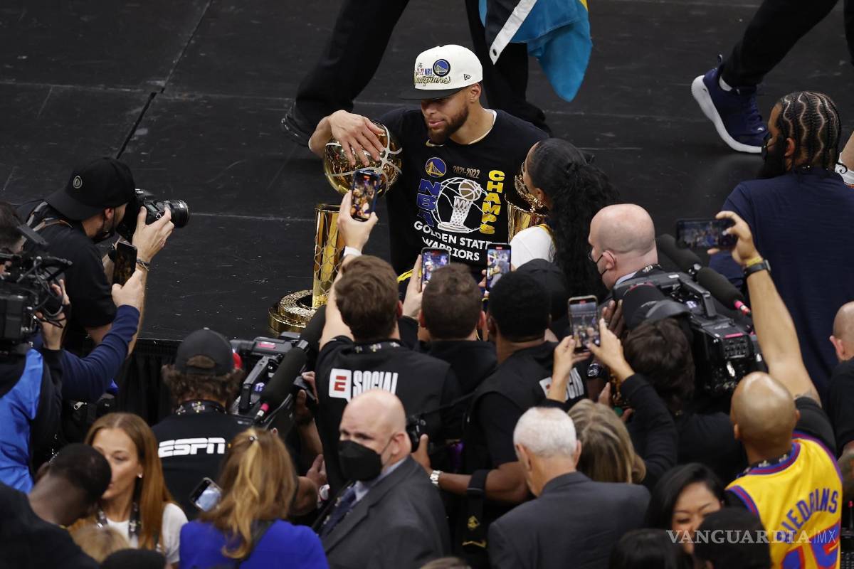 Stephen Curry conquista su primer MVP de las Finales de la NBA