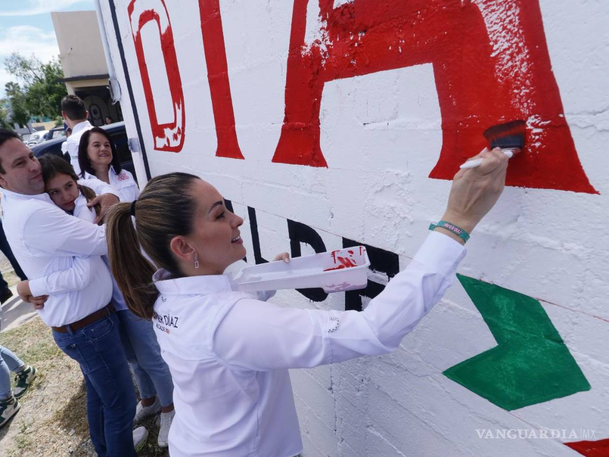 $!El candidato a la alcaldía de Saltillo presentó su plan de inversión en tecnología para mejorar los servicios públicos y la seguridad en las colonias de la ciudad.