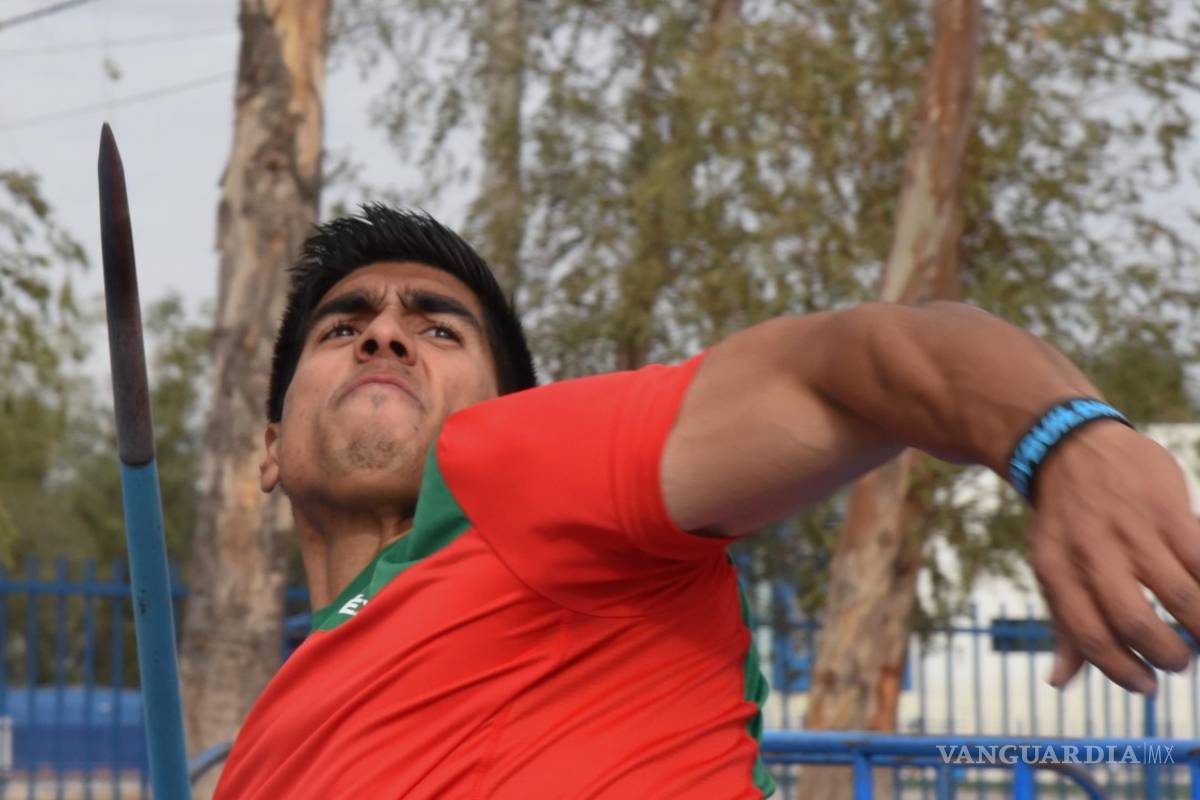Mexicano rompe récord en Lanzamiento de Jabalina