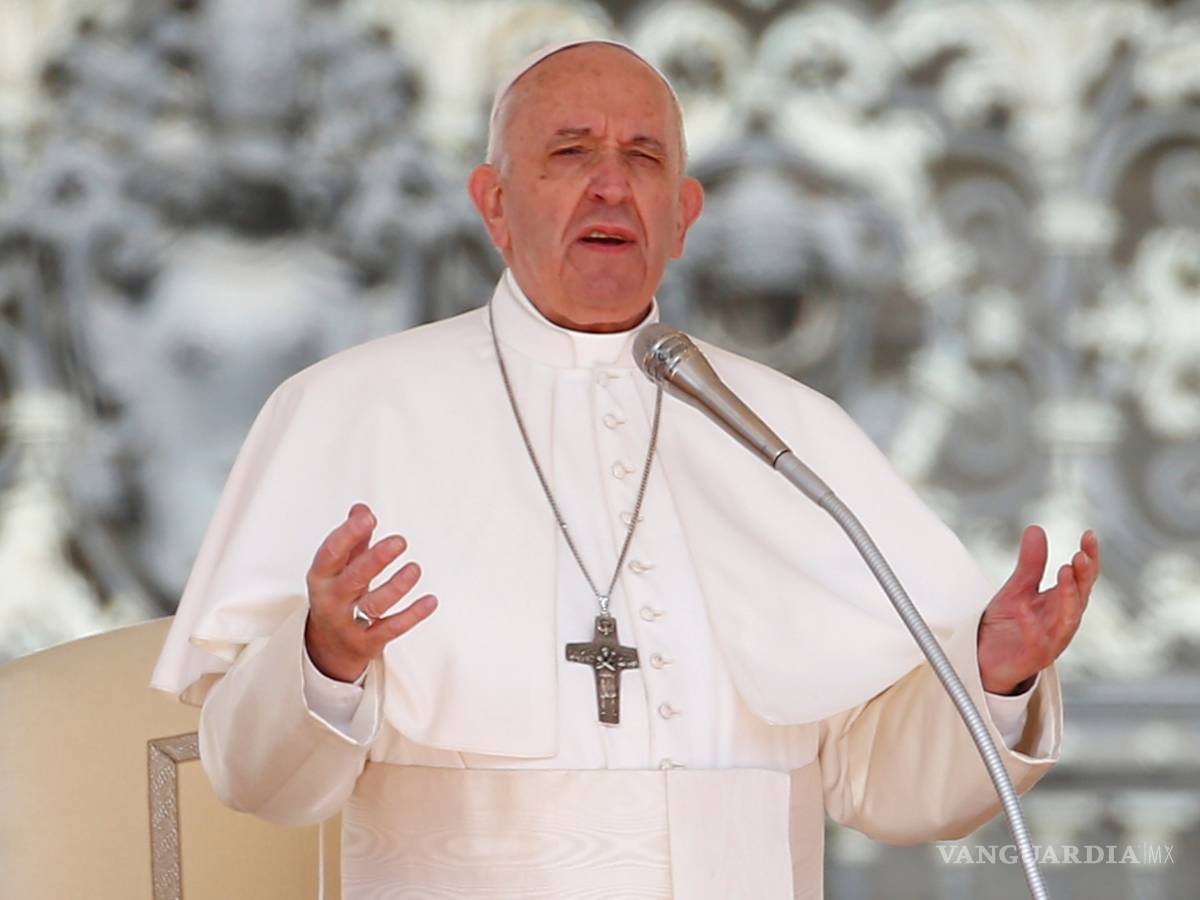 $!Papa Francisco es acusado de ser un hereje por un grupo de 19 sacerdotes