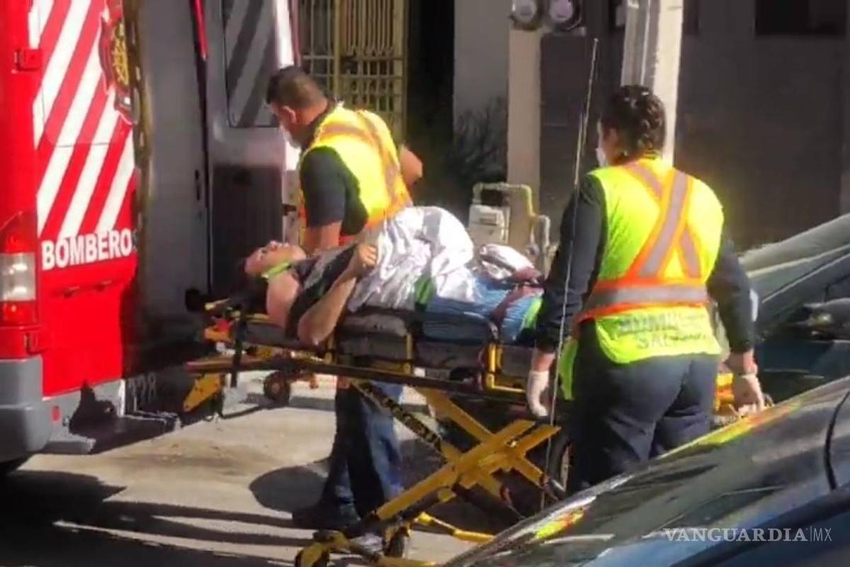 Queda joven inconsciente tras sobredosis de medicamento al norte de Saltillo