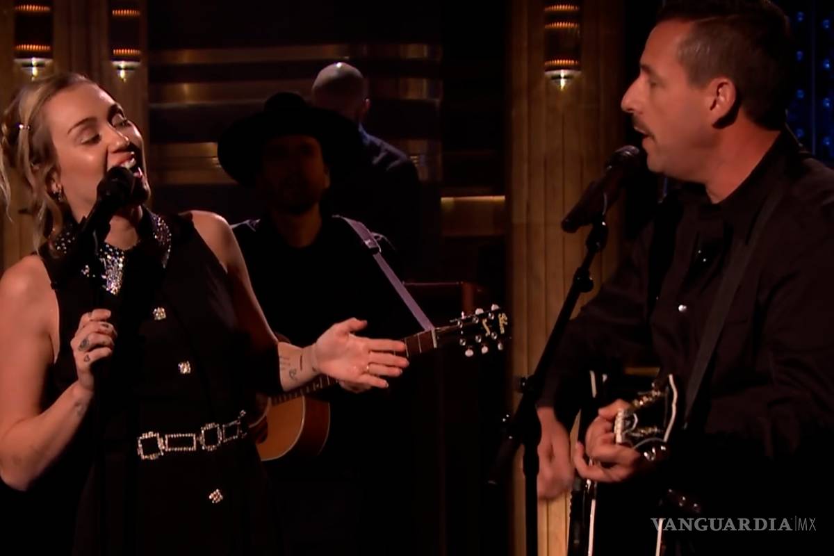 Miley Cyrus y Adam Sandler unen su voz por las víctimas del tiroteo en Las Vegas