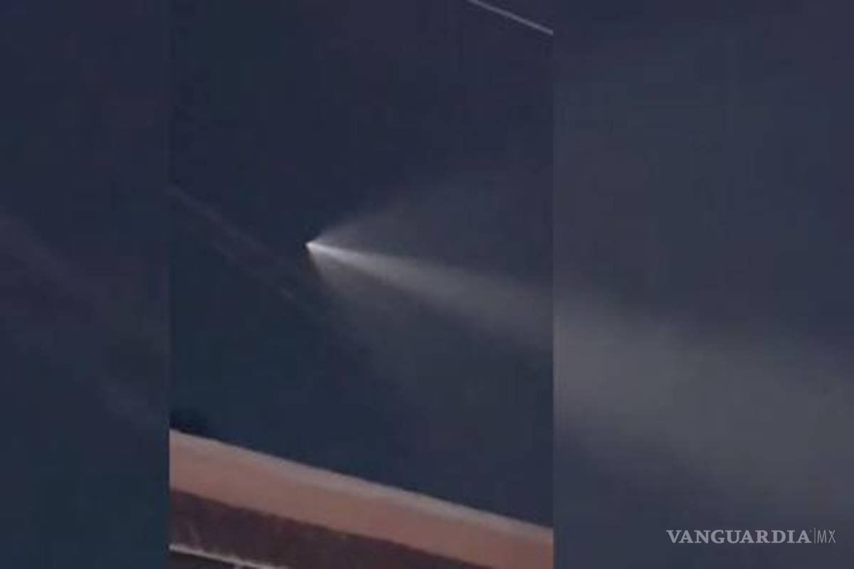 Estela de luz avistada en la Región Carbonífera de Coahuila: ¿Objeto extraterrestre o lanzamiento espacial?