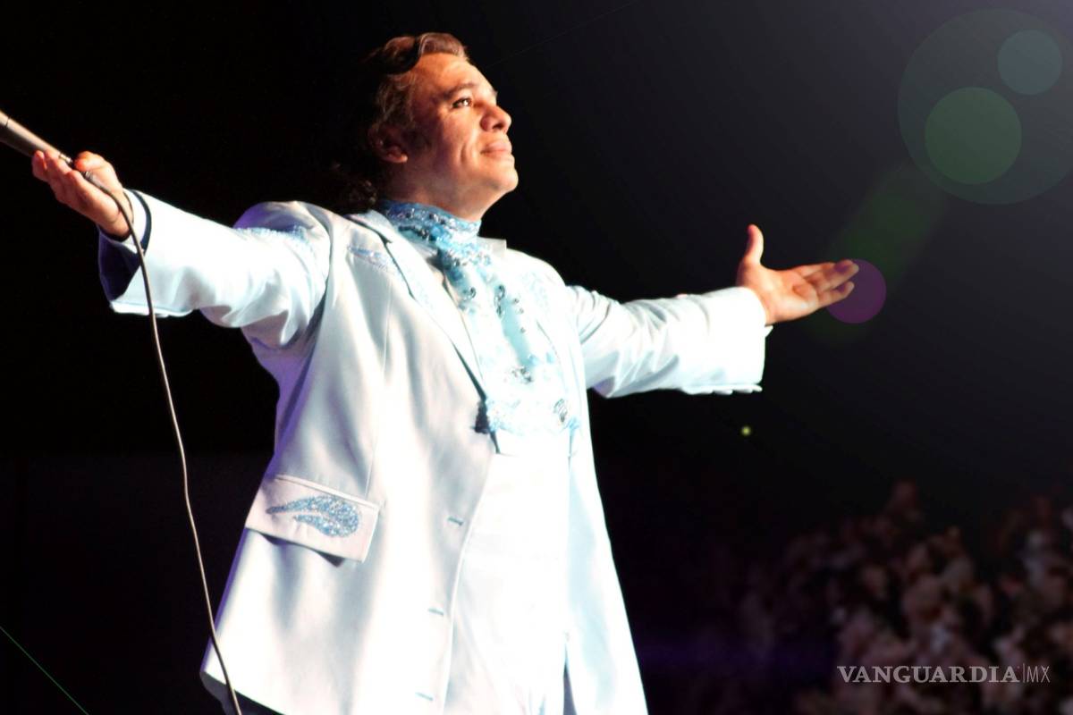 Juan Gabriel, un año de líos e hijos nuevos