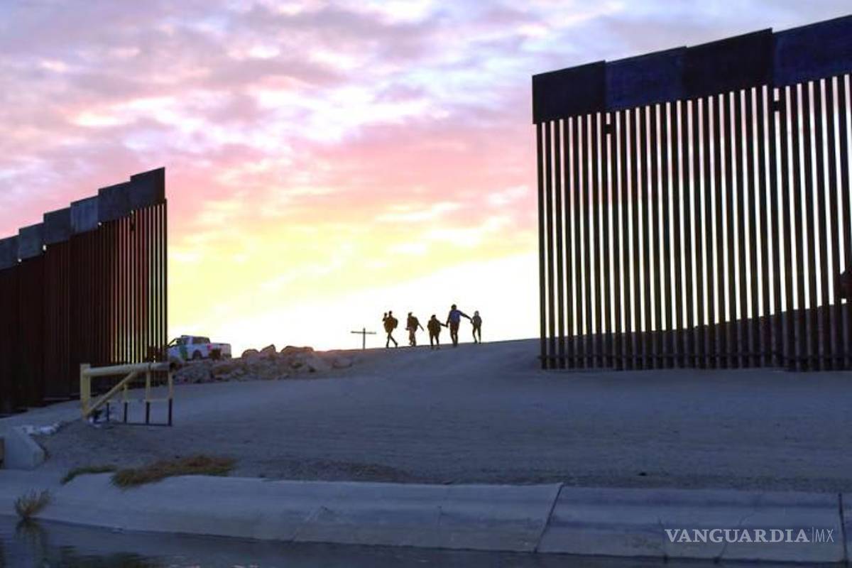 Biden está completando más secciones del muro fronterizo de Trump