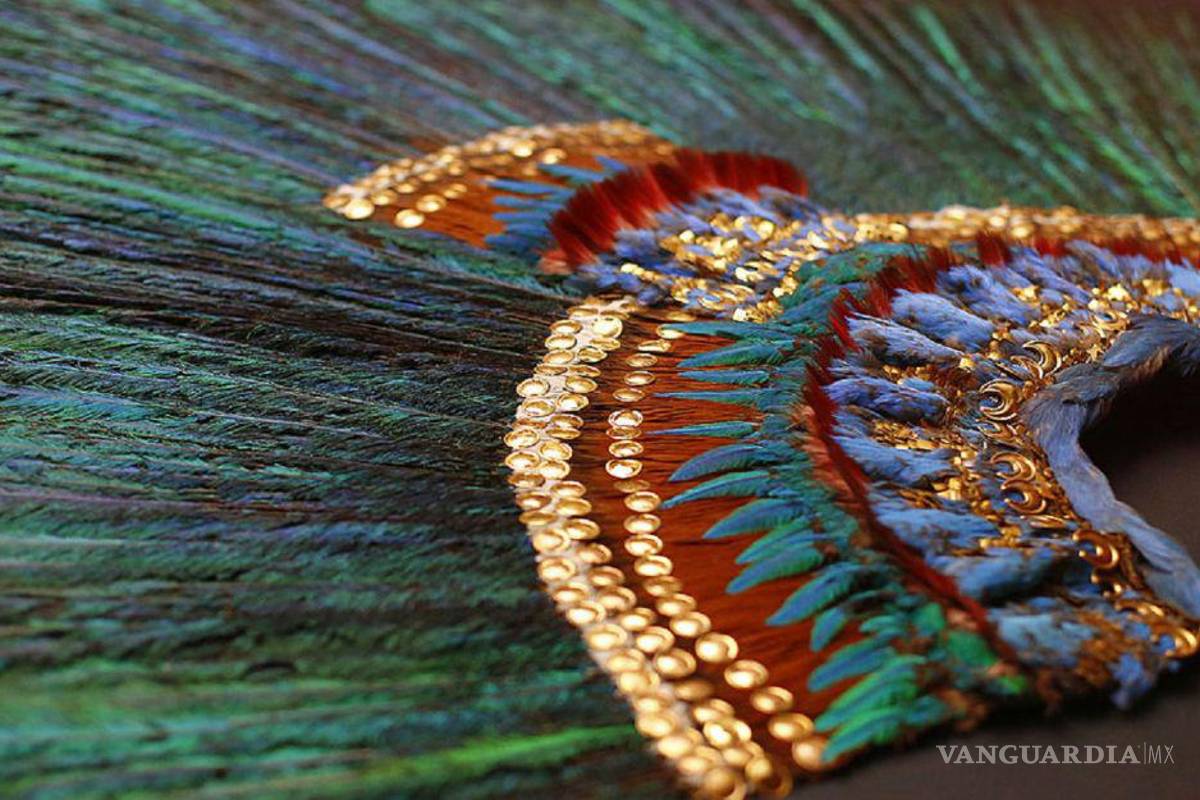 El ingenioso “hackeo” de dos mexicanos al Museo de Viena sobre el Penacho de Moctezuma