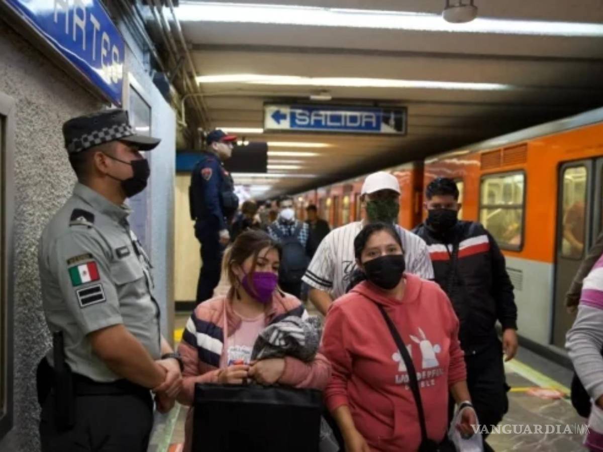 $!La Guardia Nacional está llevando labores de vigilancia en las estaciones del metro en CDMX