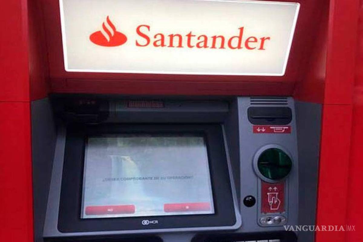 Estos bancos cobran más comisión por retirar dinero de tarjetas de crédito