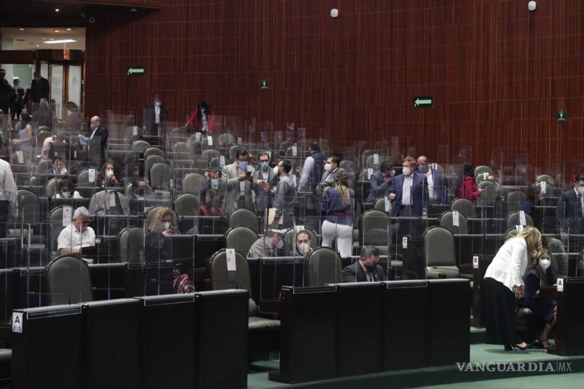 En el aire, los recursos para vacuna; discusión del Presupuesto 2021