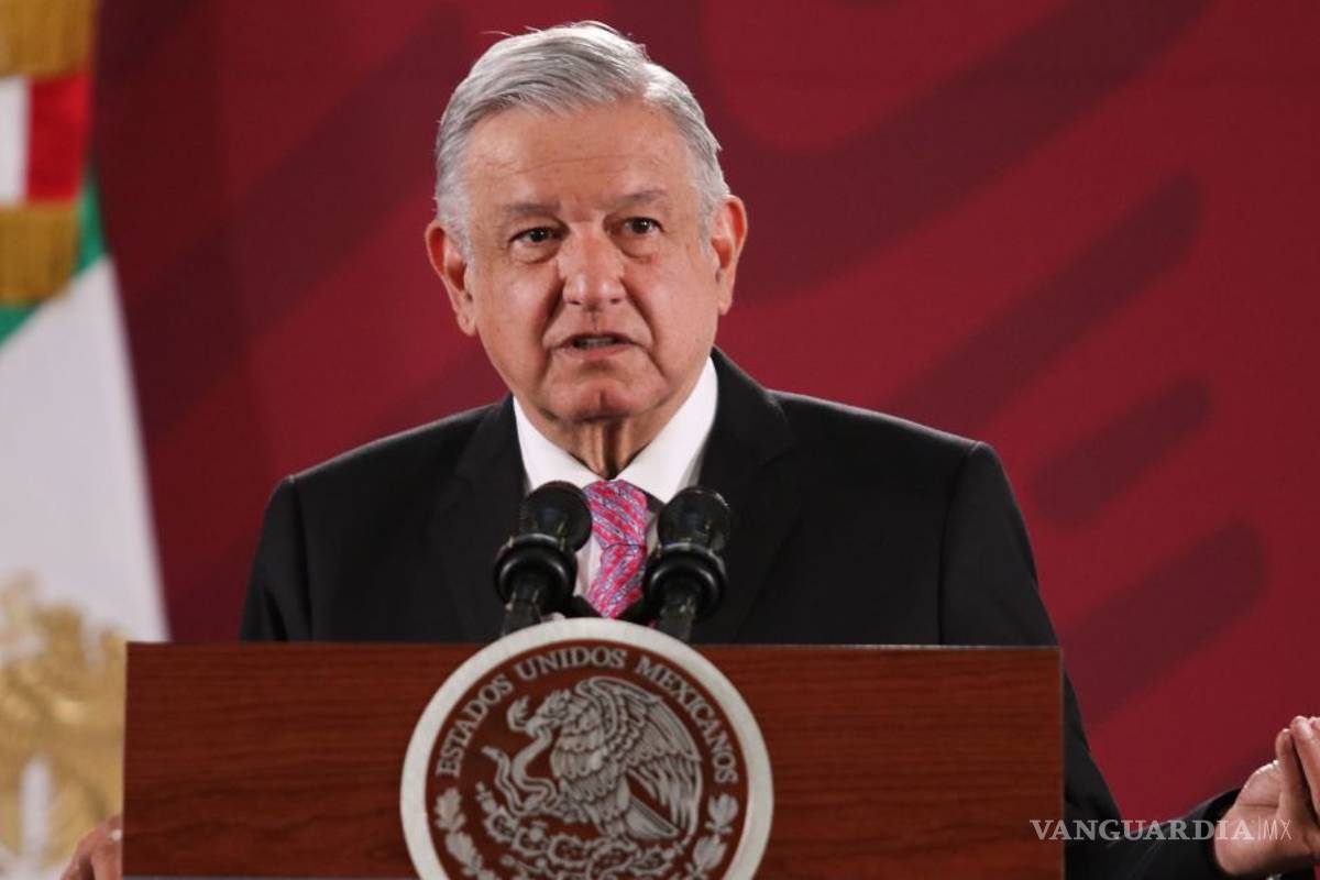 AMLO congela su sueldo y pide a partidos políticos den la mitad de su presupuesto ante coronavirus