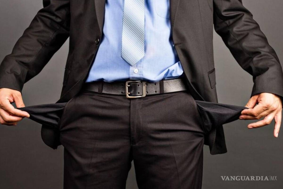 Disminuye población en pobreza laboral: Coneval