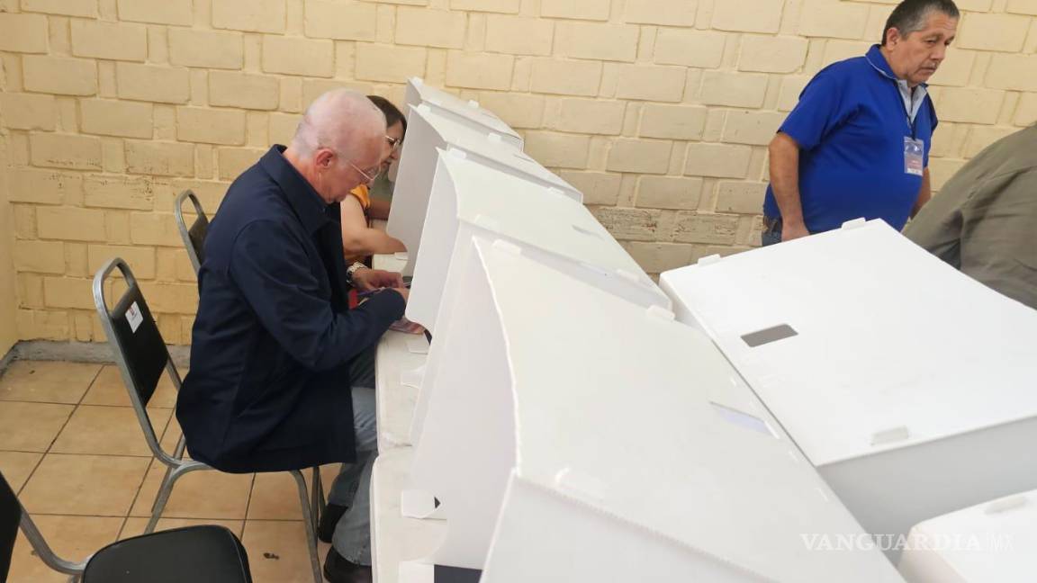 $!Román Cepeda afirmó que votar es una decisión personal y respetó a quienes optaron por no participar.