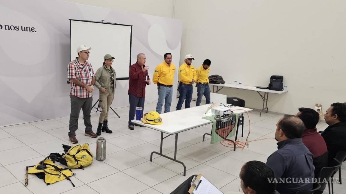 SEMA capacita a senderistas de Saltillo para responder ante incendios forestales