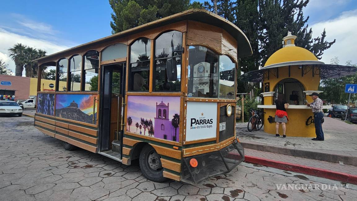 Denuncian sobreventa de boletos del Turibús en Parras durante el periodo vacacional