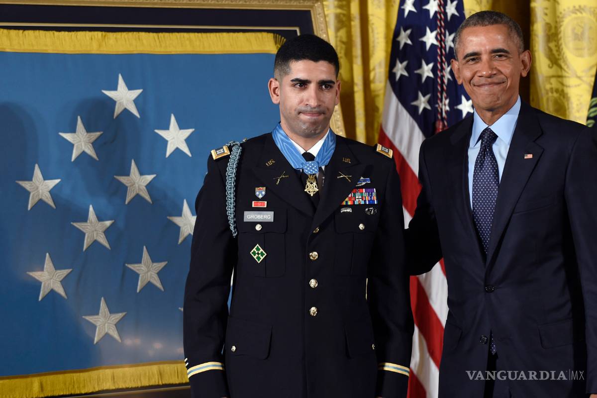 EU condecora a soldado que salvó vidas en Afganistán