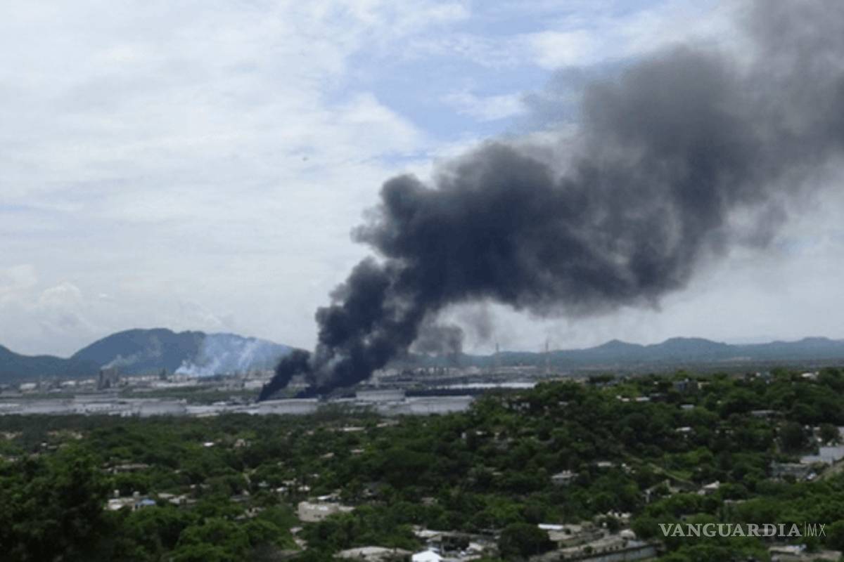 Explota contenedor de diésel en refinería de Oaxaca