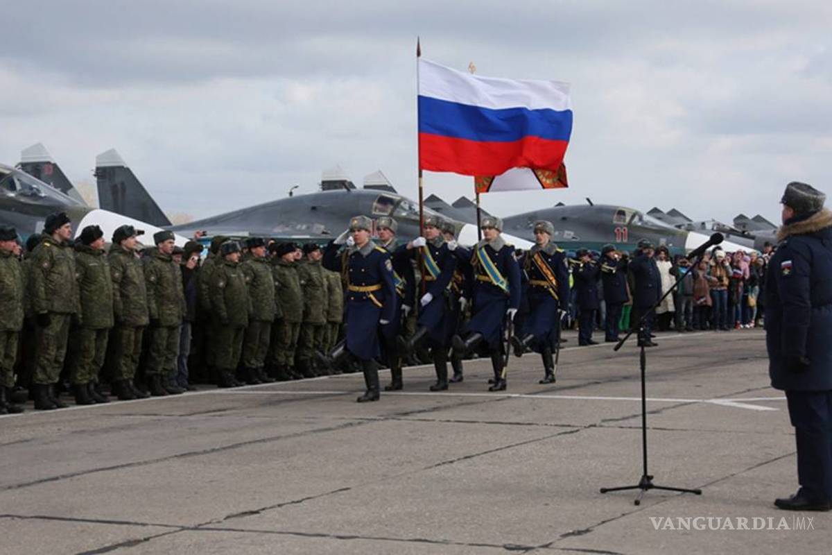 Rusia retira aviones combate, pero mantiene 800 soldados en Siria
