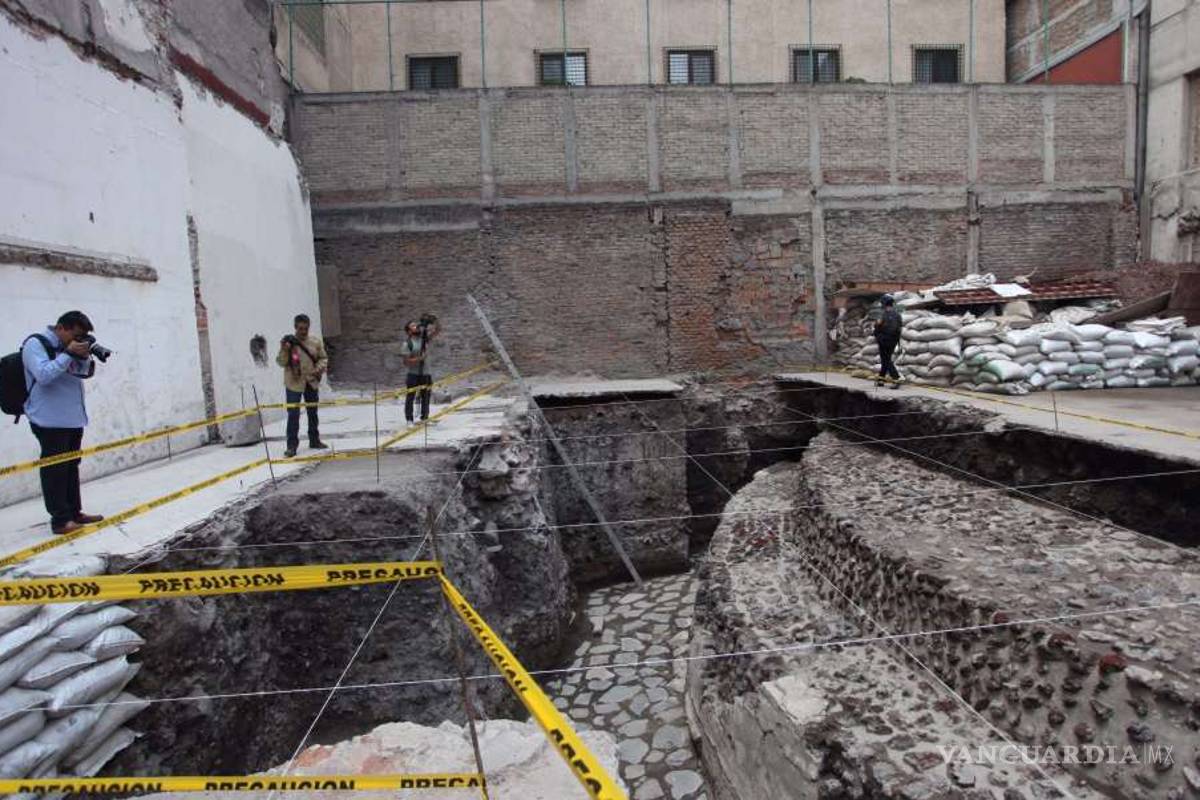 Descubren un templo azteca bajo terrenos de un hotel en Ciudad de México