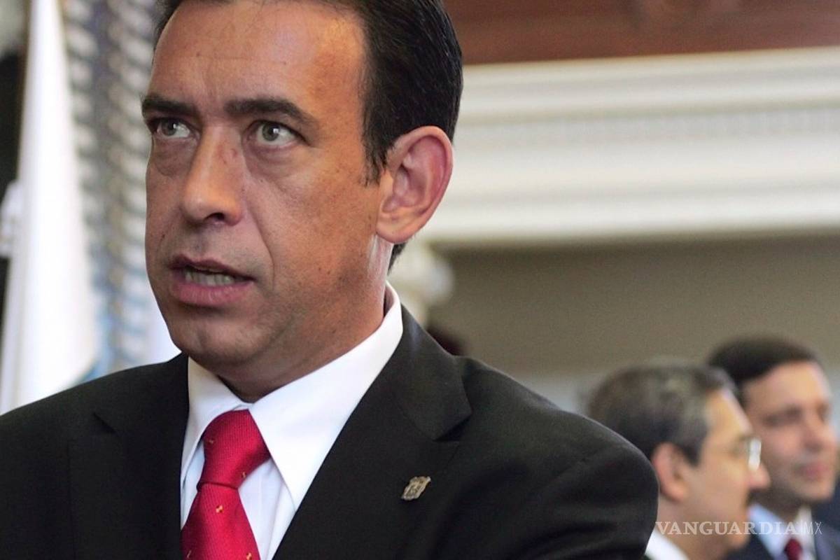 Absuelven a Humberto Moreira por demanda de Sergio Aguayo