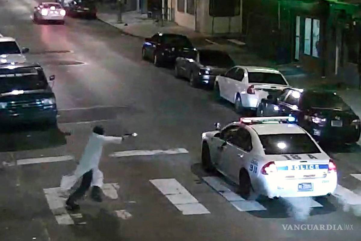 Seguidor del EI dispara y hiere a policía en Filadelfia