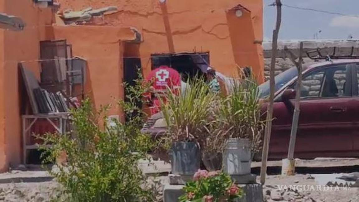 $!Juana María Rodríguez, de 54 años, perdió la vida en el accidente; la vivienda quedó destruida tras el impacto del camión.