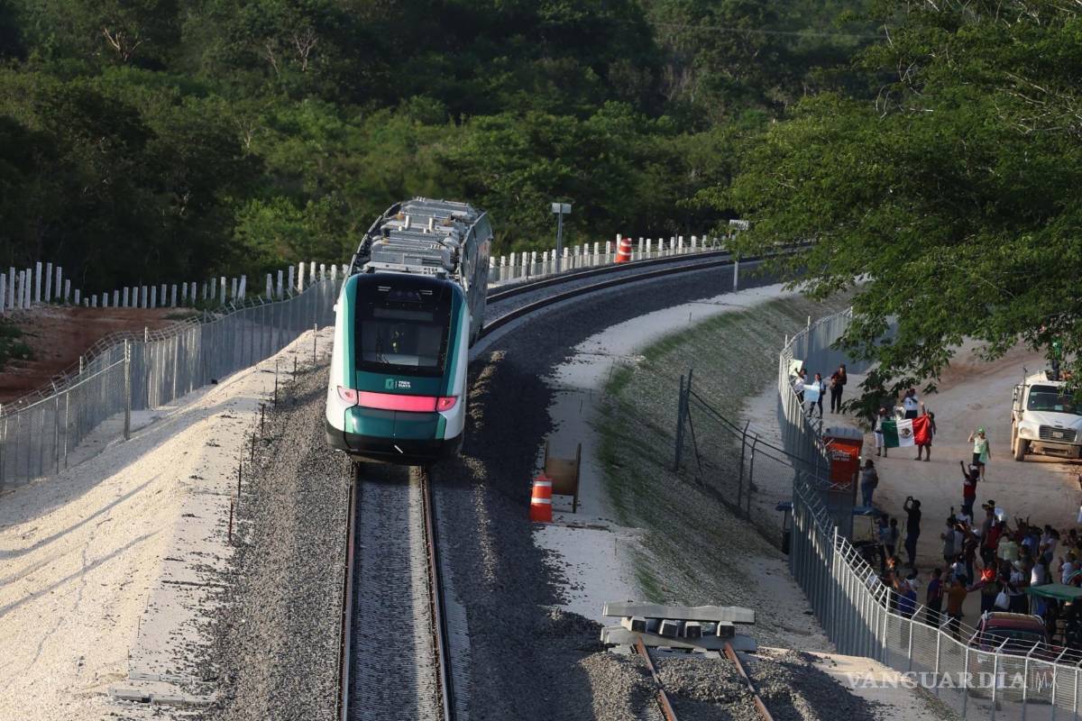 POLITICÓN: Sin esperanza trenes de pasajeros de AMLO, mientras el Suburbano de Saltillo está ‘descarrilado’